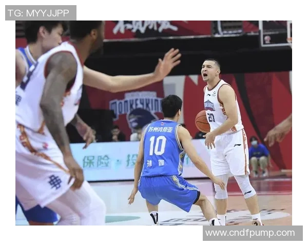 南京篮球队选拔赛表现分析与状态评估全面解读