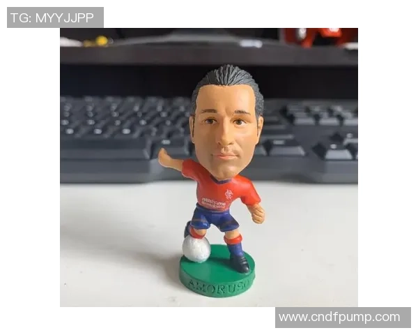 足球明星人偶直播视频带你领略球场魅力与偶像风采的完美结合